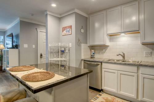 Apartamento Breezy Bungalow Condo