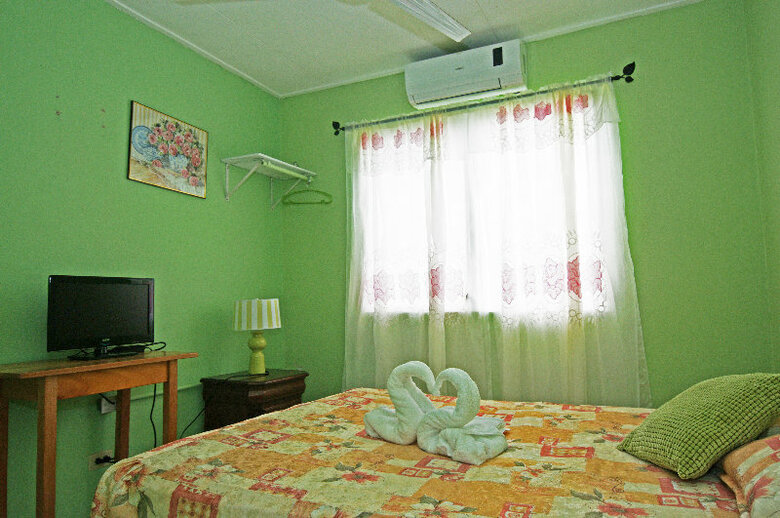 Sky Flower Hotel Belmopan / El Rey Hotel
