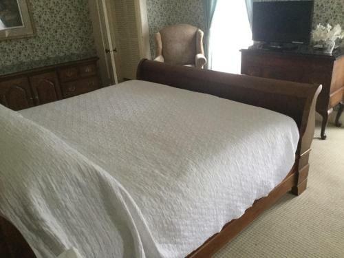 123 North Main B&B