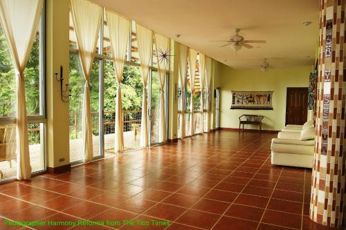 Mar Y Selva Ecolodge