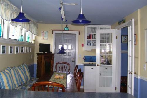 The Cottage At Long Sands