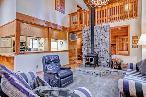 Yosemite Crossroads - 3br/2ba Home