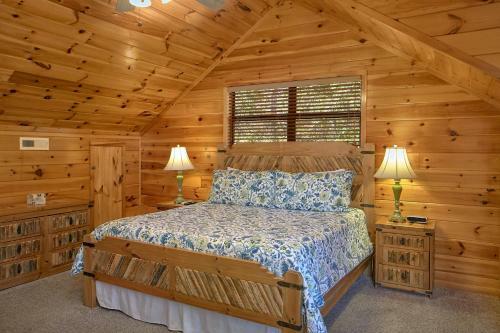 Bear Splash #409 - Four Bedroom Cabin