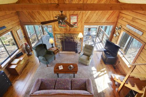Villa Lakeside Cabin