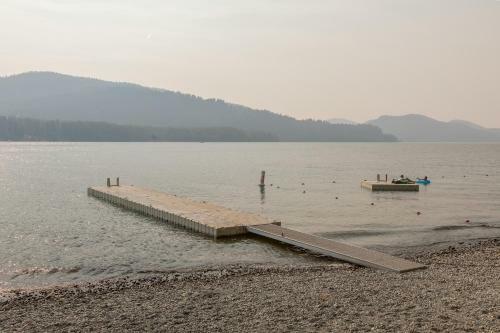 Apartamento Bay Point Lakefront 5b Down