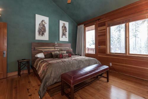 Highland Huckleberry Lodge Home