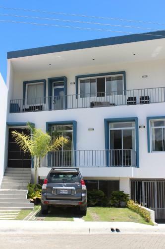 Big House Villaleona