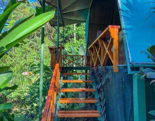Las Caletas Lodge
