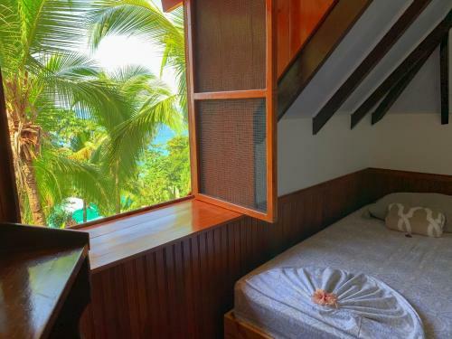 Las Caletas Lodge