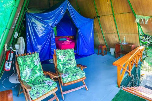 Las Caletas Lodge