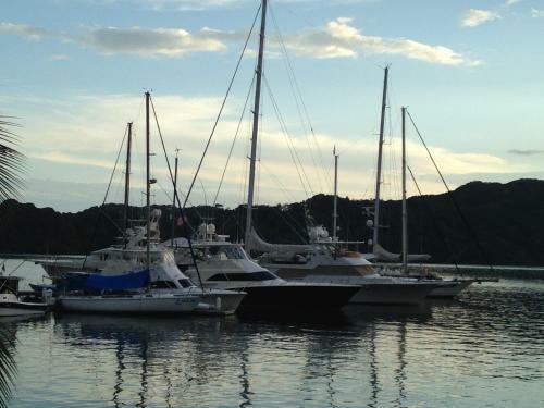 Fish Hook Marina Hotel