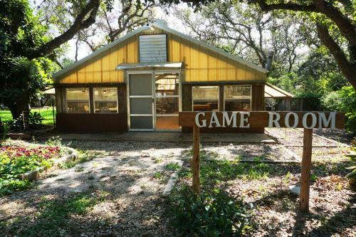 The Ranch At Wimberley - Dance Hall Cabin #1