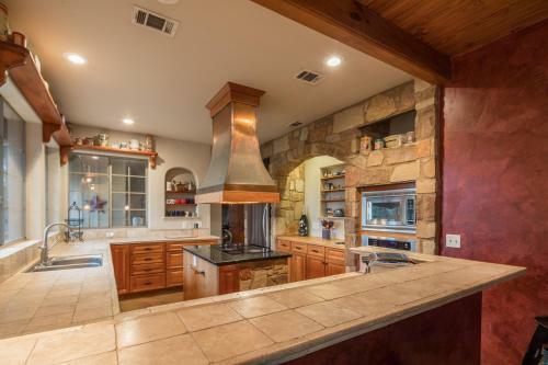 Rock 'n' Wood Home
