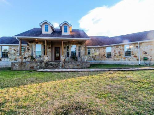 River Mountain Retreat