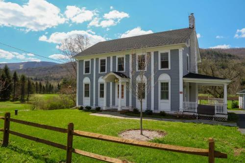 Amazing Villa In Windham, Ny