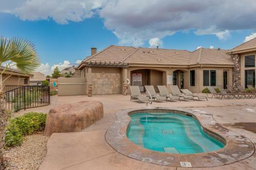 Desert Paradise Getaway