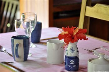 Bed & Breakfast Coral Hill Bungalows