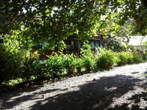 Kenaki Lodge