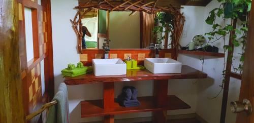 Lodge 3 Bamboo