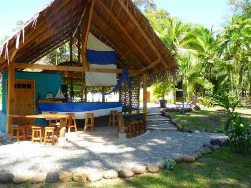 Lodge 3 Bamboo
