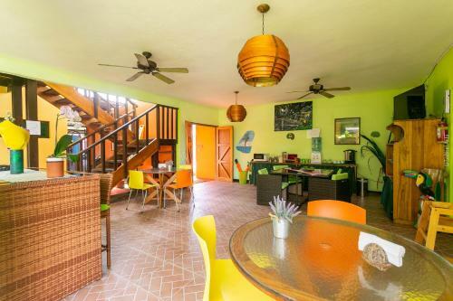 Hotel La Casa De Las Flores