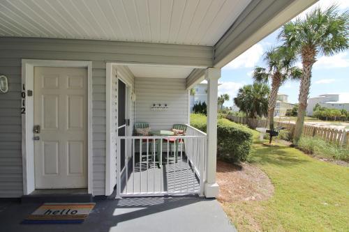 Apartamento Beachside Villas 1012