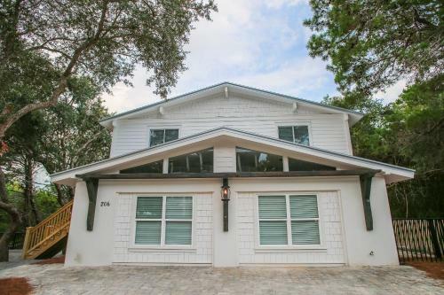 30a Beach House - Beachside Betty