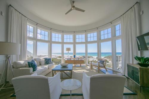 99 Compass Point Way South #407