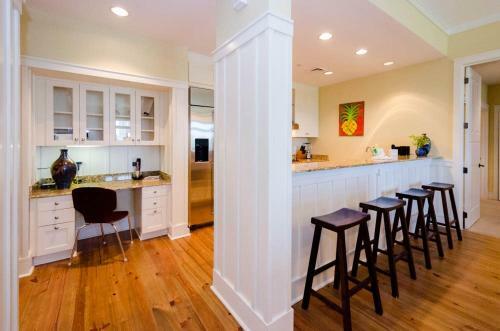 Apartamento Watersound 99 Compass Point Way S #203 Condo