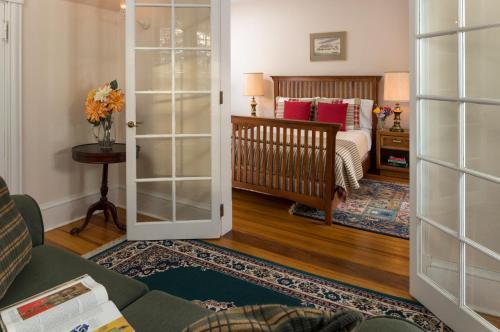 Bed & Breakfast Idlwilde Inn