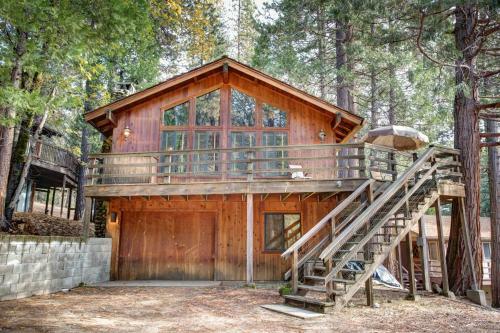 17b Tyler's Timber Lodge
