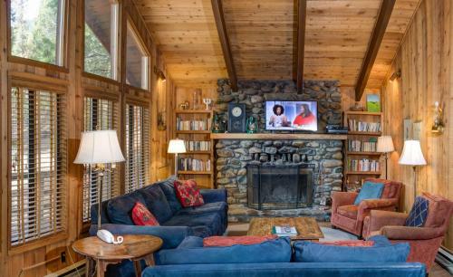 17b Tyler's Timber Lodge