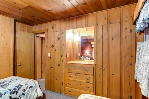 22b Bradley's Cabin