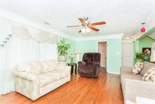 3 Reagan Park Drive Home