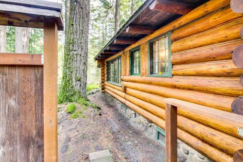 Zoe's Log Cabin