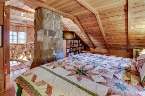 Zoe's Log Cabin