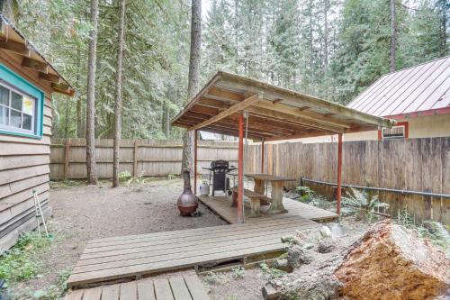 Old Smokey Cabin