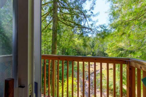 Roaring River Retreat