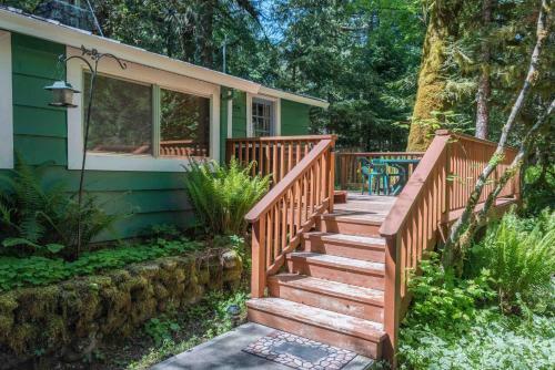 Salmon River Getaway-2 Bedroom