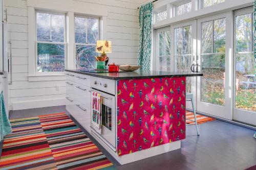 Chic Antique In Wellfleet Village