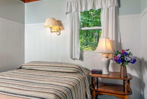 Even'tide Resort Motel & Cottages