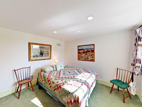 90 Lieutenant Island Rd Home