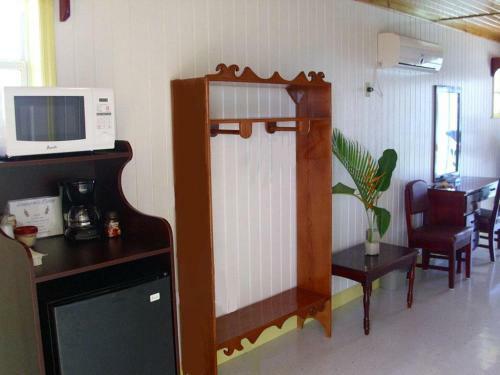 Hotel Grahams Place Guanaja