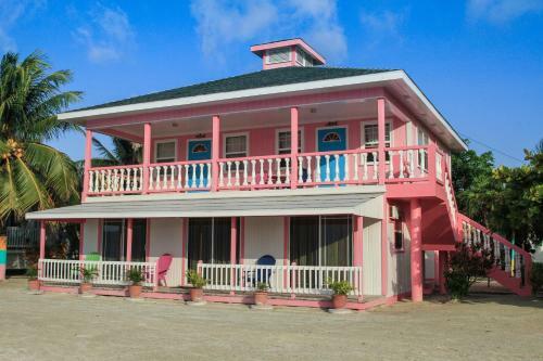 Hotel Grahams Place Guanaja