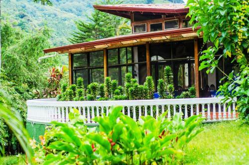Hotel Rio Perlas