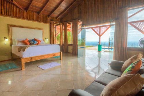 Greenlagoon Arenal Waterfall Villas