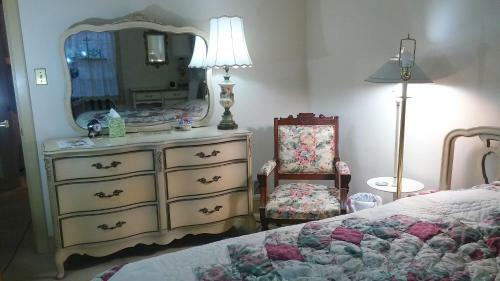 1732 Folke Stone Bed And Breakfast