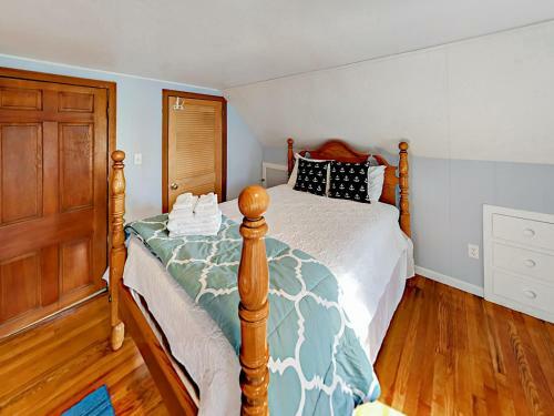 73 Standish Way Home