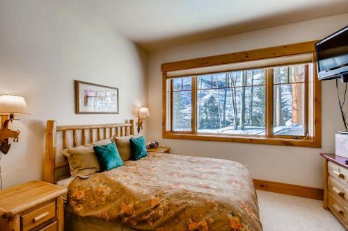 2118-a Vermont Rd Rental Home