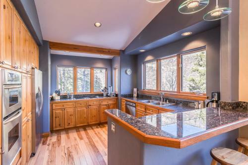 Roomy Vail House In Inter Mountain